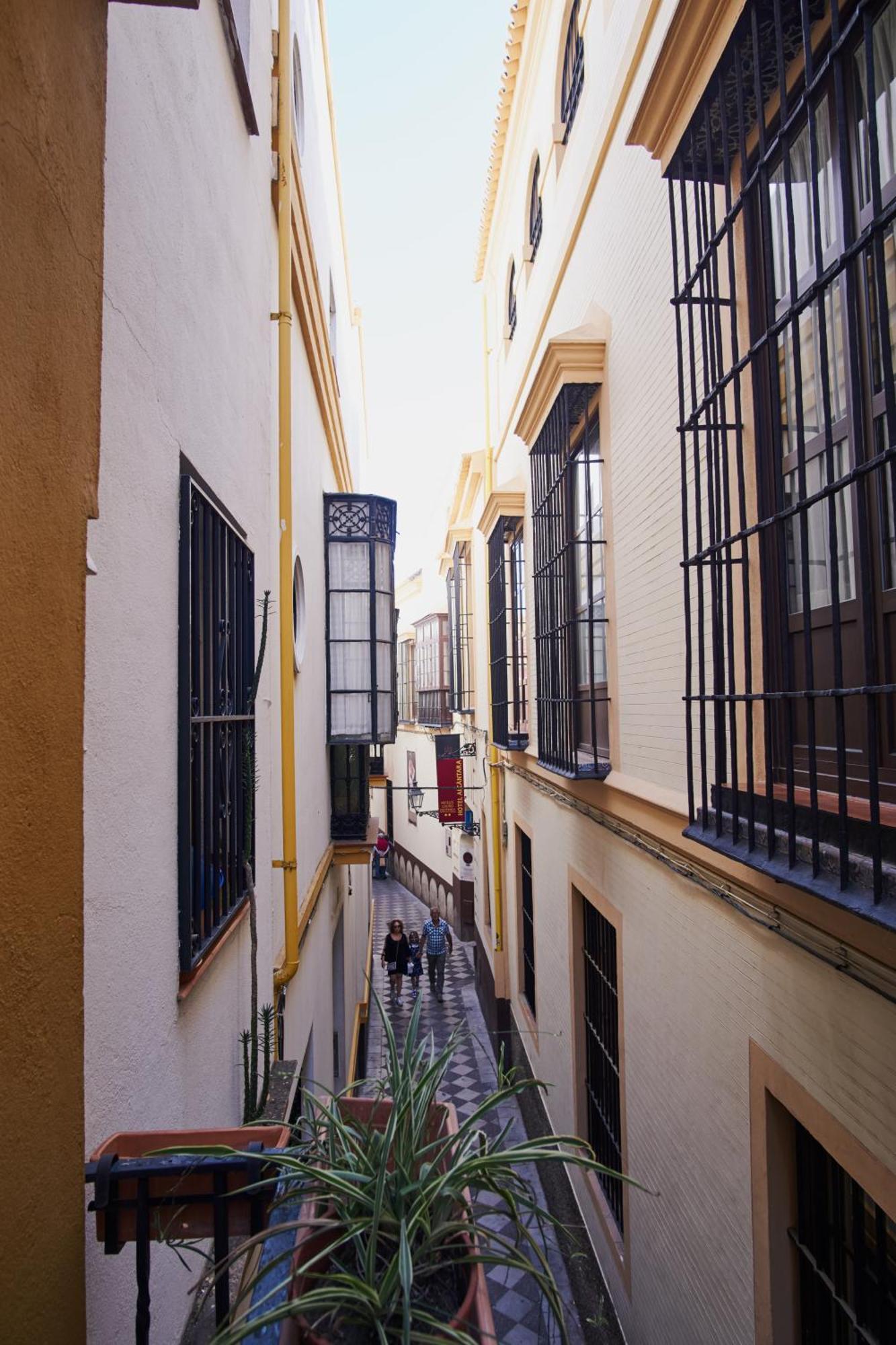 Apartamento Santa Cruz Pearl Sevilla Exterior foto